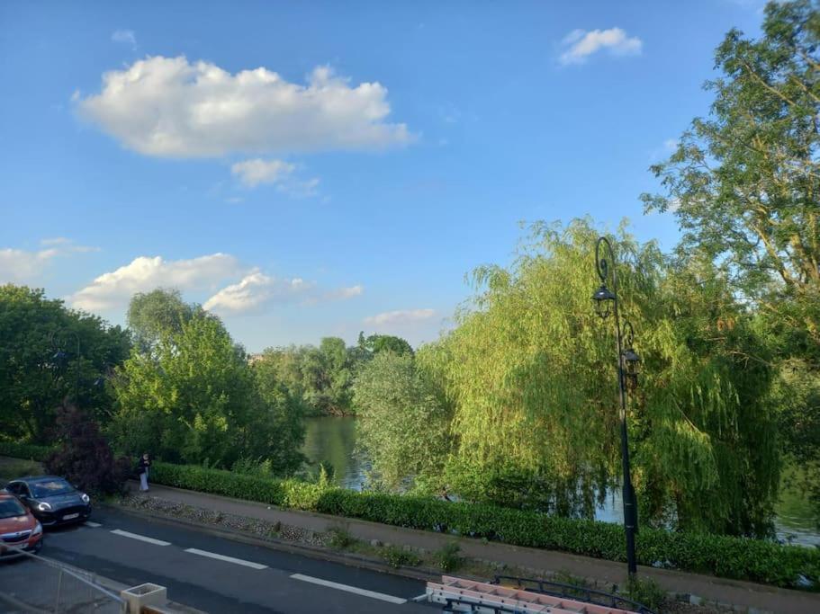 Appartement Moderne Proche Paris, Aeroport Et Disneyland Льо-Перо-Сюр-Марн Екстериор снимка